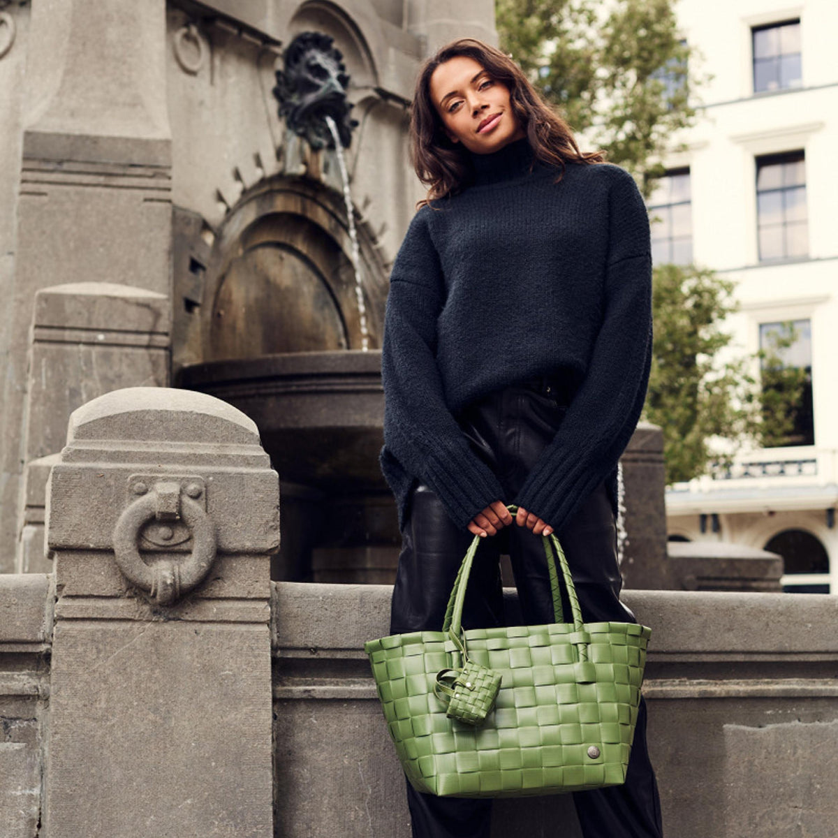 Shopper - Paris - fat strap size S - laurel green