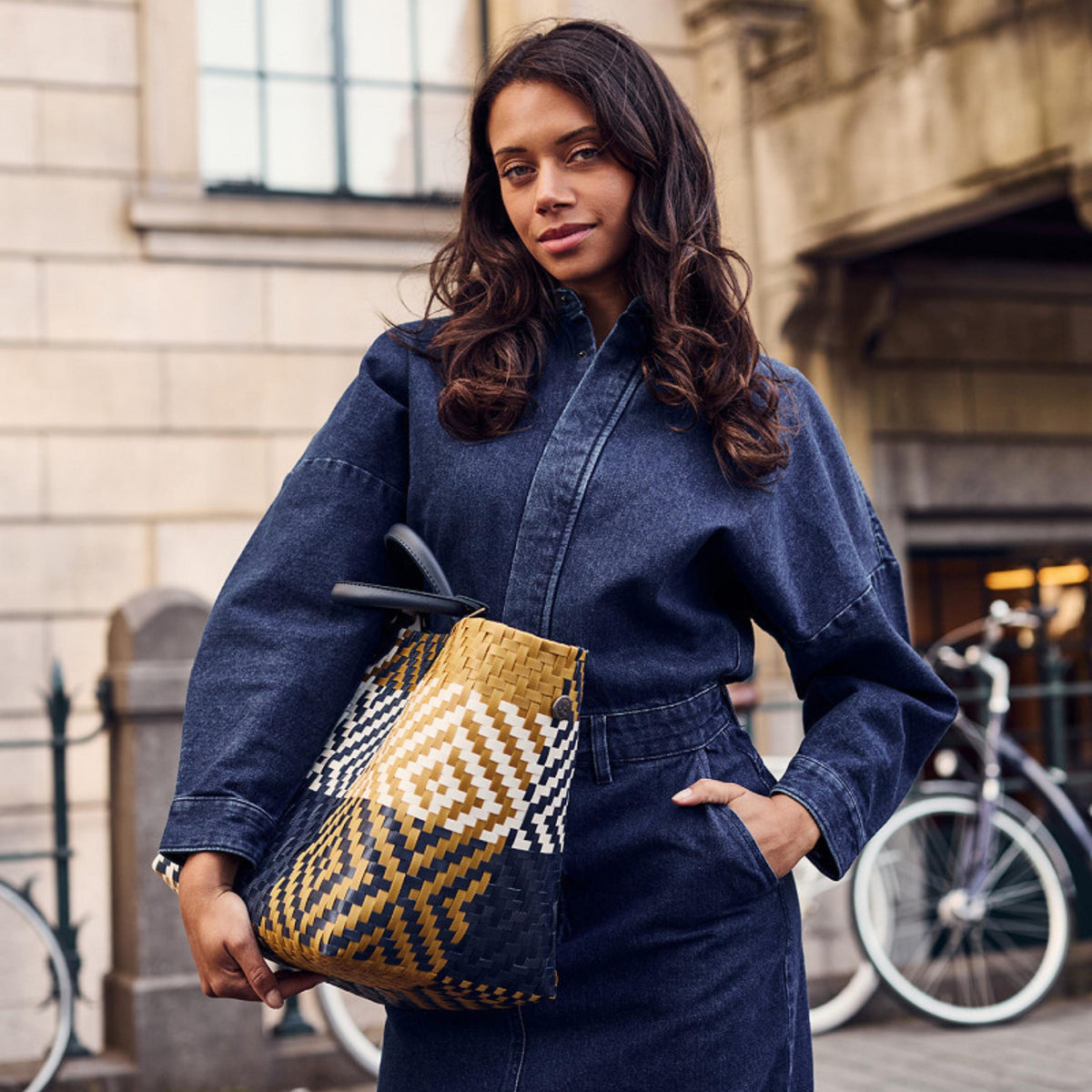 Shopper - Quinn - navy ochre yellow
