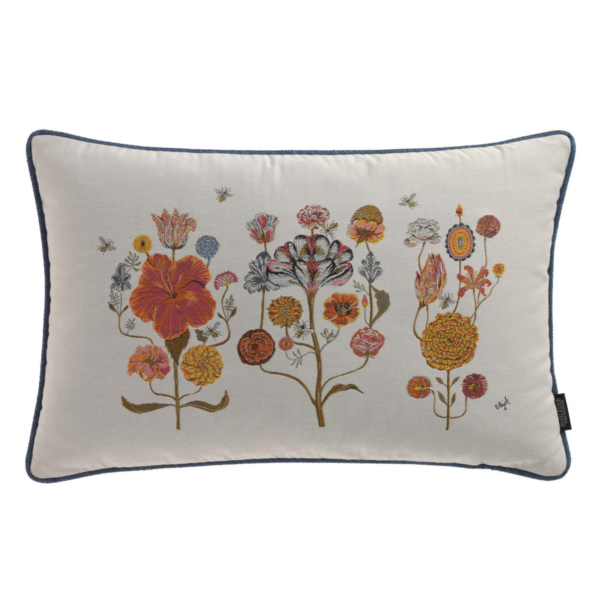 Kissen by Olaf Hajek - Crazy Flowers - white meadow